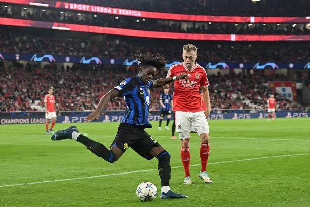 1701309542918096956.jpg 1810557678-612x612.jpg